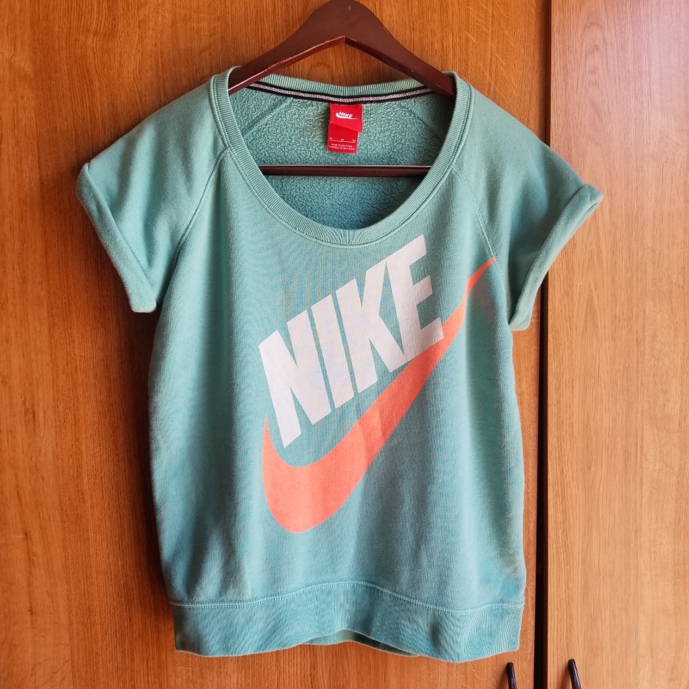 Nike Rally Crew Cut Short Sleeve Sweater Sz M